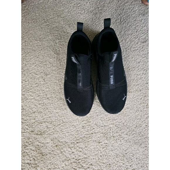 Puma Youth Size 6.5 Black Slip-On Sneakers Low Top School Shoes Casual Comfort - Picture 7 of 7